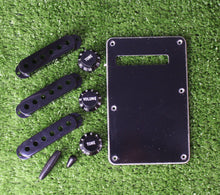 Load image into Gallery viewer, Black Strat Accessory Kit Knobs Covers Tips Back Plate For USA Fender S2