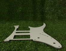 Load image into Gallery viewer, Pickguard for Ibanez Japan RG550 Jem RG HSH - Parchment 3 Ply
