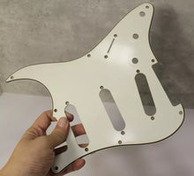 Load image into Gallery viewer, Aged 57 59 Pickguard For Fender Strat Wide Bevel 8 Holes Parchment White - AGP25