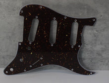 Load image into Gallery viewer, Standard Pickguard For 62 Strat For Fender - Dark Brown Tortoise Shell