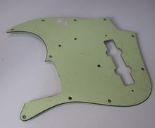 Load image into Gallery viewer, Montreux Guitars Jazz Bass Pickguard For USA Fender Mint Green 3 Ply