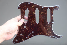 Load image into Gallery viewer, Standard Pickguard For 62 Strat For Fender - Dark Brown Tortoise Shell