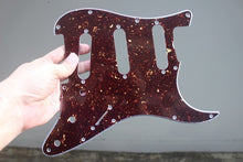 Load image into Gallery viewer, Standard Pickguard For 62 Strat For Fender - Dark Brown Tortoise Shell