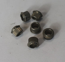 Load image into Gallery viewer, Aged Kluson Tuners For Fender Stratocaster Single Line - Nickel