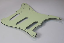 Load image into Gallery viewer, Celluloid Pickguard Real Nitrate 3 Ply For Lefty 62 Stratocaster