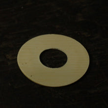 Load image into Gallery viewer, Wizz Pickups Aged 59 Les Paul Cream Toggle Plate. W09