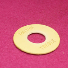 Load image into Gallery viewer, Wizz Pickups Aged 59 Les Paul Cream Toggle Plate. W03