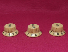 Load image into Gallery viewer, Original Fender Aged Cream Knobs with Green Font for Fender® Stratocaster
