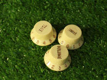 Load image into Gallery viewer, Cream Strat Accessory Kit Knobs Covers Tips Back Plate For USA Fender S5
