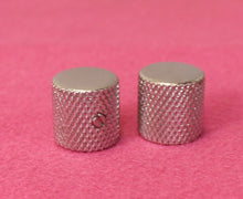 Load image into Gallery viewer, Aged Flat Knobs (2) For Telecaster Guitar/Bass - Chrome Relic
