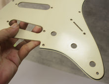 Load image into Gallery viewer, Aged 57 59 Pickguard For Fender Strat Wide Bevel - Vintage Cream
