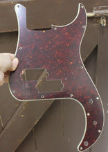 Load image into Gallery viewer, Pickguard For Fender Japan P Bass Dark Tortoise Shell Celluloid Top 4 Ply

