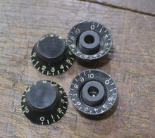 Load image into Gallery viewer, Aged Black Bonnet CAB Bell Top Hat Knobs for 59 Les Paul (4)
