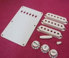 Load image into Gallery viewer, Aged Relic Parchment White Knobs Covers Back Plate Accessory Kit For USA Fender
