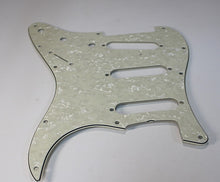 Load image into Gallery viewer, Standard Pickguard For 65 Strat For USA Mex Fender  - Cream Pearloid
