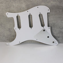 Load image into Gallery viewer, Standard Pickguard For 64 Strat For USA Mex Fender  - Yellow Pearloid
