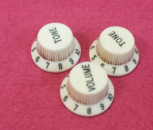 Load image into Gallery viewer, Aged Relic Parchment White Knobs Covers Back Plate Accessory Kit For USA Fender
