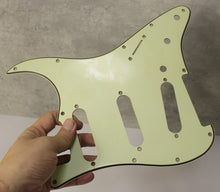 Load image into Gallery viewer, Aged 64 65 Pickguard For Fender Strat Wide Bevel Mint Green - #341

