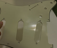 Load image into Gallery viewer, Aged  59 - 62 Pickguard For Fender Strat Wide Bevel Light Relic - Vintage Cream
