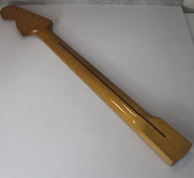 Load image into Gallery viewer, Nitro Finish Large Headstock Maple Neck For Late 60s Stratocaster N010
