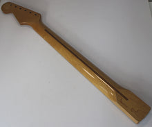 Load image into Gallery viewer, Aged Nitro Finish Vintage Replacement Maple Neck For 50&#39;s Stratocaster N023
