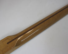 Load image into Gallery viewer, Aged Nitro Finish Vintage Replacement Maple Neck For 50&#39;s Stratocaster N023
