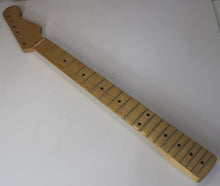 Load image into Gallery viewer, Aged Nitro Finish Vintage Replacement Maple Neck For 50&#39;s Stratocaster N025
