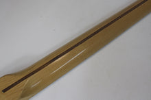 Load image into Gallery viewer, Aged Nitro Finish Vintage Replacement Maple Neck For 50&#39;s Stratocaster N025
