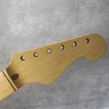 Load image into Gallery viewer, Aged Nitro Finish Vintage Replacement Maple Neck For 50&#39;s Stratocaster N026
