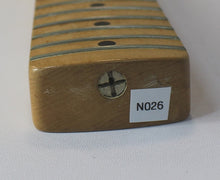 Load image into Gallery viewer, Aged Nitro Finish Vintage Replacement Maple Neck For 50&#39;s Stratocaster N026
