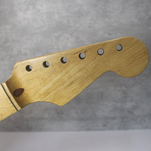 Load image into Gallery viewer, Aged Nitro Finish Vintage Replacement Maple Neck For 50&#39;s Stratocaster N027
