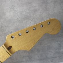 Load image into Gallery viewer, Aged Nitro Finish Vintage Replacement Maple Neck For 50&#39;s Stratocaster N028
