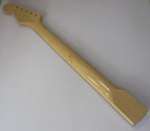Load image into Gallery viewer, Finished Stratocaster Maple Neck with Rosewood Fingerboard N030
