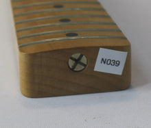 Load image into Gallery viewer, Nitro Finish Vintage Replacement Maple Neck For 50&#39;s Telecaster N039
