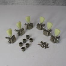 Load image into Gallery viewer, Aged Kluson Tuners For Gibson Les Paul Single Line - Nickel
