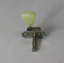 Load image into Gallery viewer, Aged Kluson Tuners For Gibson Les Paul Single Line - Nickel
