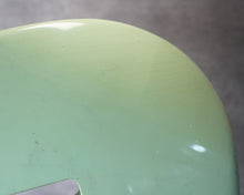 Load image into Gallery viewer, Aged 60s Stratocaster Body  - Surf Green
