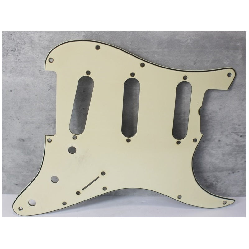 Aged 68 69 Pickguard Pearloid Back For Strat AGP22 - Vintage Cream