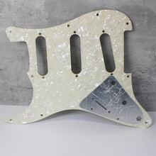 Load image into Gallery viewer, Aged 68 69 Pickguard Pearloid Back For Strat AGP23 - Vintage Cream
