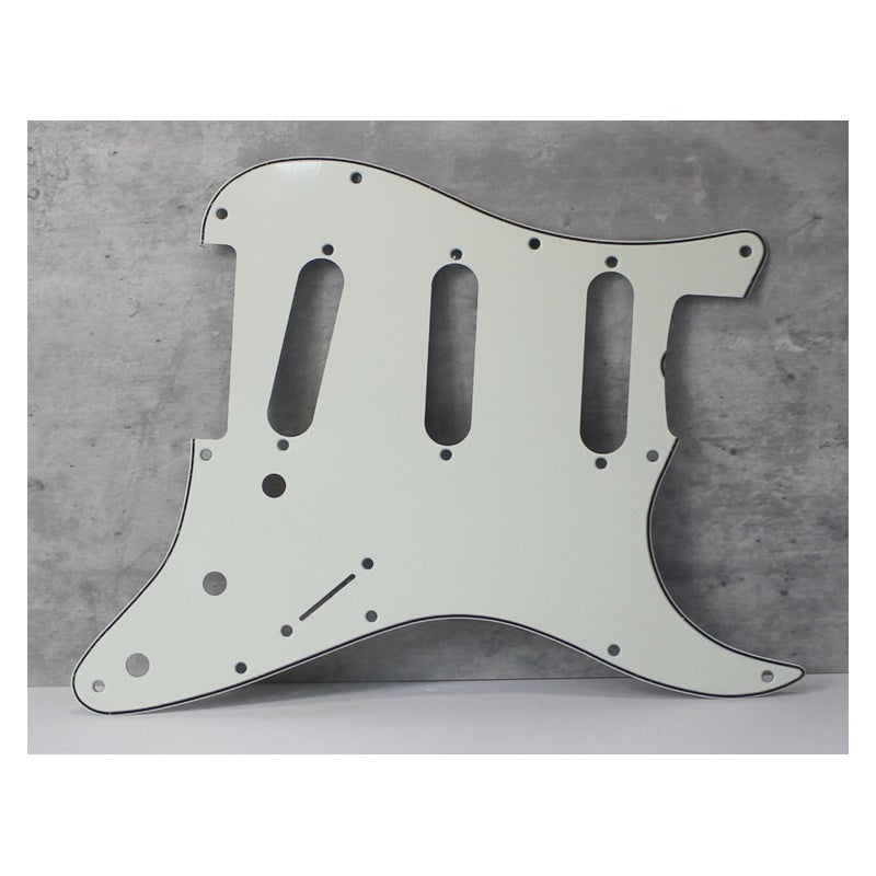 59 - 62 Pickguard Replacement For Fender Strat Wide Bevel - Parchment