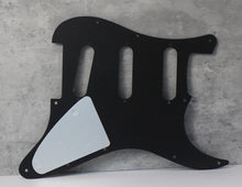 Load image into Gallery viewer, 64 to Modern Pickguard For Lefty Strat For USA Fender - Black 3 Ply
