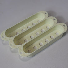 Load image into Gallery viewer, Pickup Covers For Stratocaster (3) 52mm - Parchment White F10
