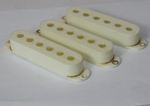 Load image into Gallery viewer, Aged Pickup Covers Set For Stratocaster - Parchment White
