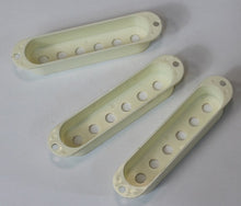 Load image into Gallery viewer, Aged Pickup Covers Set For Stratocaster - Parchment White
