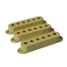 Load image into Gallery viewer, Aged Pickup Covers Set For Stratocaster - Cream
