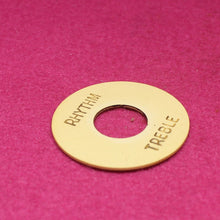 Load image into Gallery viewer, Aged Montreux Guitars 59 Les Paul Cream Toggle Plate. M03
