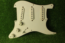 Load image into Gallery viewer, The Revival Pickups RPS1 Vintage Classic Pickup 50s Pickguard Assembly AB06
