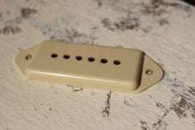 Load image into Gallery viewer, Aged P90 Dogear Pickup Cover Cream 49.2mm
