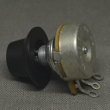 Load image into Gallery viewer, Montreux Guitars Wooden Top Hat Knobs (2) - Ebony
