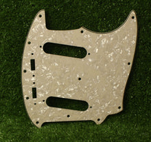Load image into Gallery viewer, Mustang Pickguard For Vintage 60s USA Fender  - Aged Cream Pearloid
